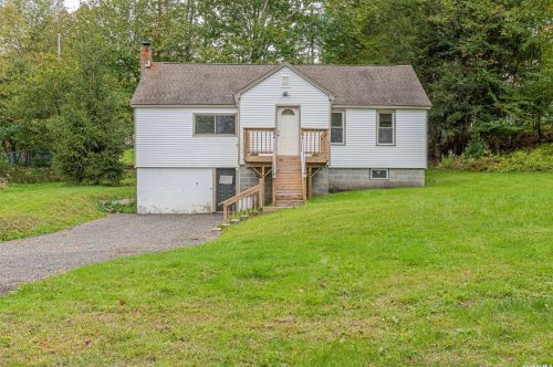 328 Fraser Rd, Monticello, NY 12701-3215