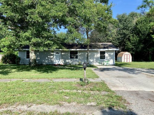 3103 Dixie Blvd, Fort Pierce, FL 34946-1721