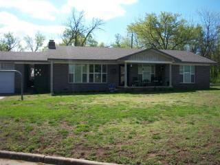 5 17th Pl, Miami, OK 74354-8604