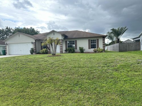 1058 Provincetown Ln, Fort Pierce, FL 34953-2341