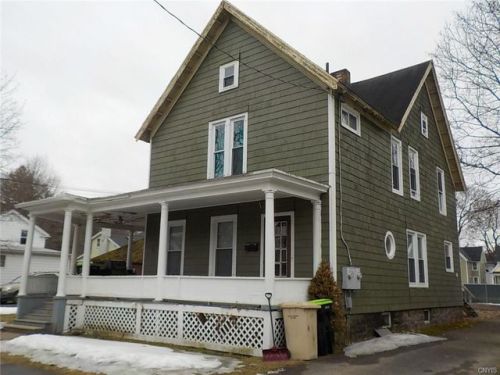 37 3rd St, Columbia Center, NY 13357-2125