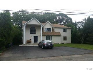 5 Remsen St, Chestnut Ridge, NY 10952-2807