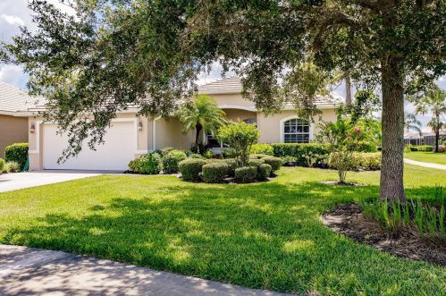 1529 Bobcat Trl, Venice, FL 34288-8610