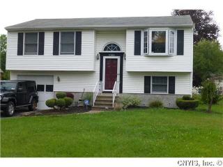 5386 Tourmaline Dr, Clay, NY 13041-8961