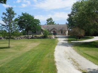 9729 Decker Rd, Cato, WI 54230-8077