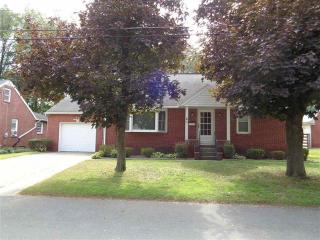 30 Bosher Dr, Albany NY  12205-1702 exterior