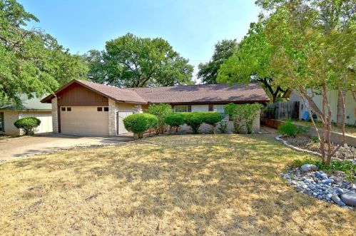 2618 Baxter Dr, Austin TX  78745-4378 exterior