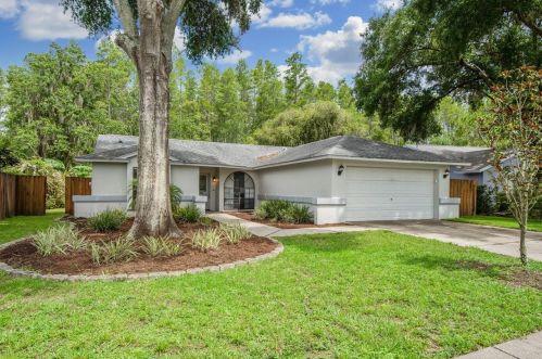 1652 Osprey Ln, Lutz, FL 33549-4116