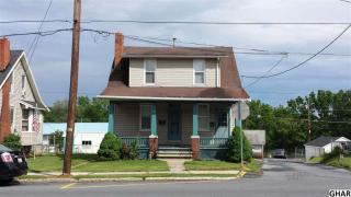 528 Market St, Washington Heights, PA 17043-1511