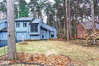 14 Arrow Wood Pl, Ballston Spa, NY 12020-4325