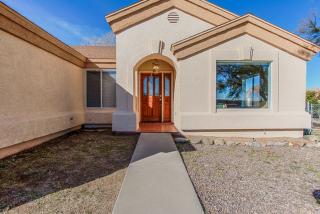 8588 Springfield Rd, Globe, AZ 85501-4032