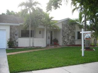 11010 138th Ave, Miami, FL 33186-3230