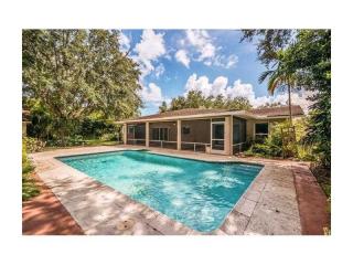 10941 124th St, Miami, FL 33176-4540