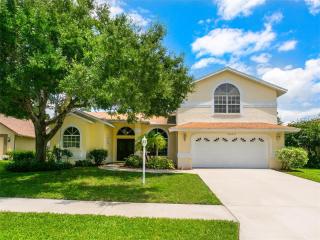 5667 Bent Oak Dr, Sarasota, FL 34232-6603