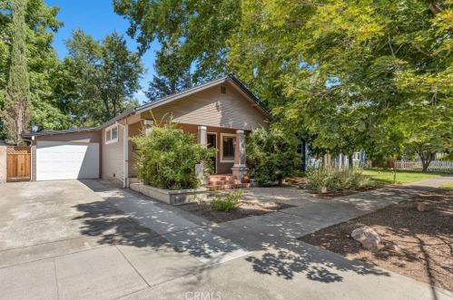 234 3rd Ave, Chico, CA 95926-3454