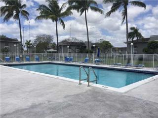 451 210th Circle Ter, Miami FL  33179-1814 exterior