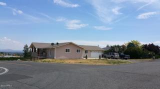 511 80th Ave, Yakima, WA 98908-1006