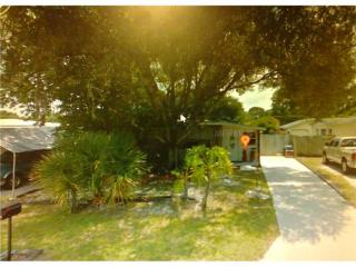 3939 Longhorn Dr, Sarasota, FL 34233-3735