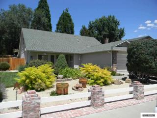 958 Pinewood Dr, Sparks, NV 89434-1529