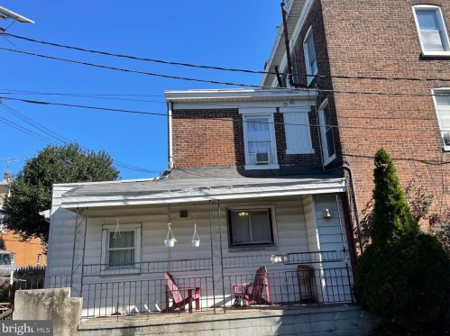 64 Bayard St, Trenton, NJ 08611-1532