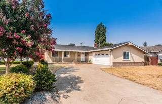 621 Potomac Ave, Sacramento, CA 95833-1243