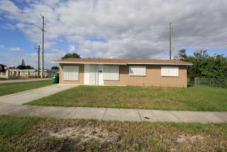 10475 146th Ter, Miami FL  33176-7740 exterior