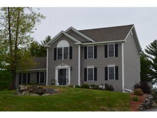 20 Pond Rd, Raymond, NH 03077-2632