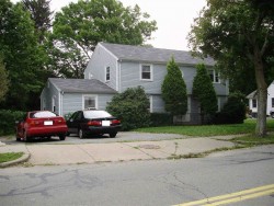 32 Cherry St, Newton, MA 02465-1237