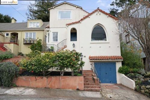 30 Buckeye Ave, Oakland, CA 94618-2202