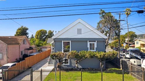 1649 94th Ave, Oakland, CA 94603-1513