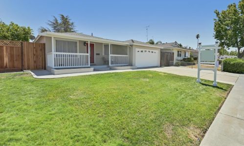 1502 Eisenhower Dr, Santa Clara, CA 95054-1616