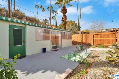 61 Mars St, Palm Springs, CA 92264-4921