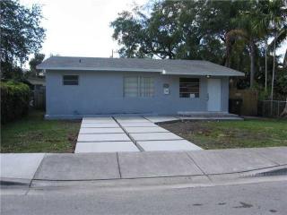 6066 62nd Ter, Miami FL  33143-2279 exterior