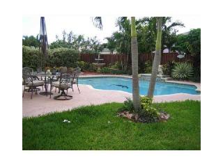 13850 154th Pl, Miami FL  33196-6045 exterior