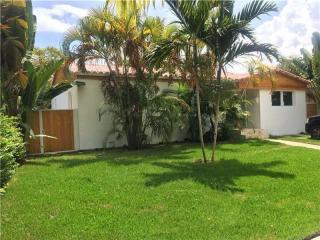 1256 15th St, Miami FL  33145-1614 exterior