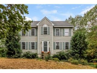 7 Blackberry Ln, Raymond, NH 03077-2012