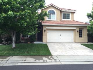 1757 Magenta Dr, Roseville, CA 95747-4915