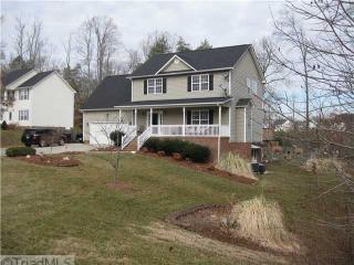 5527 Fairway Run Dr, Mcleansville, NC 27301-9129