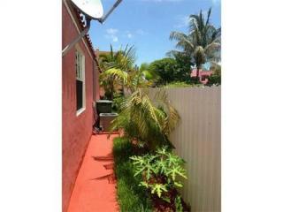 636 11th St, Miami FL  33129-1025 exterior