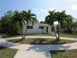 12400 188th Ter, Miami, FL 33177-3148