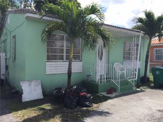 631 67th Ave, Miami, FL 33144-3605