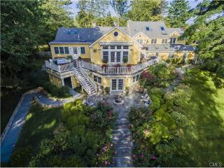 31 Burr Farms Rd, Westport, CT 06880-3845