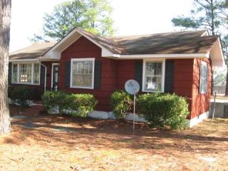 1204 Tilghman Rd, Wilson, NC 27893-1922