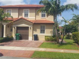 1031 207th Ter, Miami FL  33179-1935 exterior