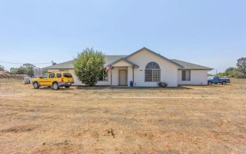 37608 Verde Ave, Madera, CA 93636-8272