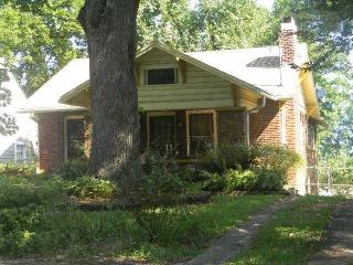 4728 7th Ave, Birmingham, AL 35224-1969