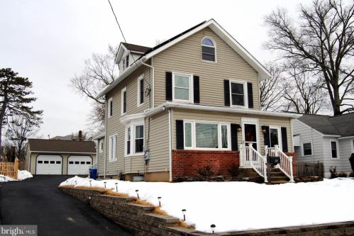 42 Maple Ave, Yardley, PA 19067-6643