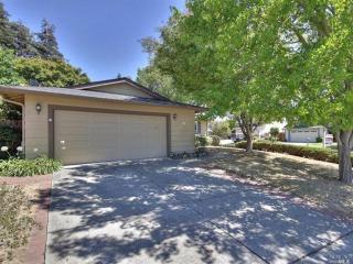 1451 Janet Ct, Benicia, CA 94510-2632