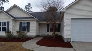 8426 Heirloom Dr, Belville, NC 28451-9430