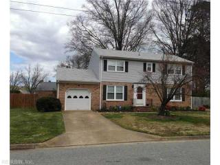 8 Braemar Dr, Hampton, VA 23669-3706